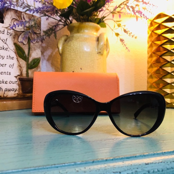 Tory Burch Accessories - Tory Burch sunglasses